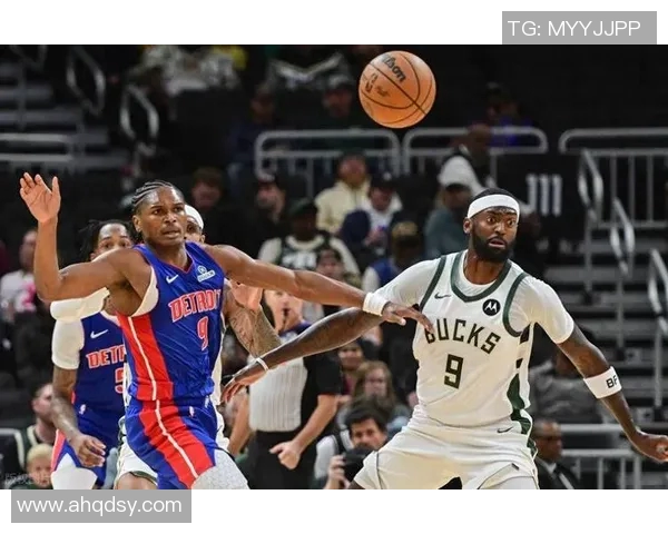 活塞对阵雄鹿精彩比赛现场直播全程回顾与分析